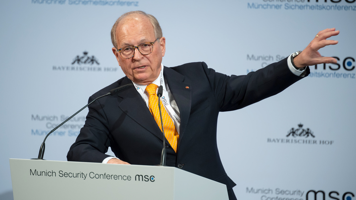 Мыча что-то похожее на Слава Украине!: Удар по главе Мюнхенской конференции породил фантазию-3020