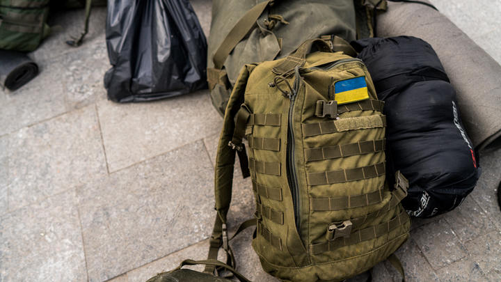 Украинские власти проводят принудительную мобилизацию в стране — Минобороны России