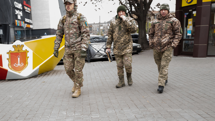 Ряженный спецназ из Польши прибыл в Днепропетровскую область