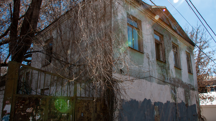 В Самаре прокуратура добивается от чиновников выделить пенсионерке жилье