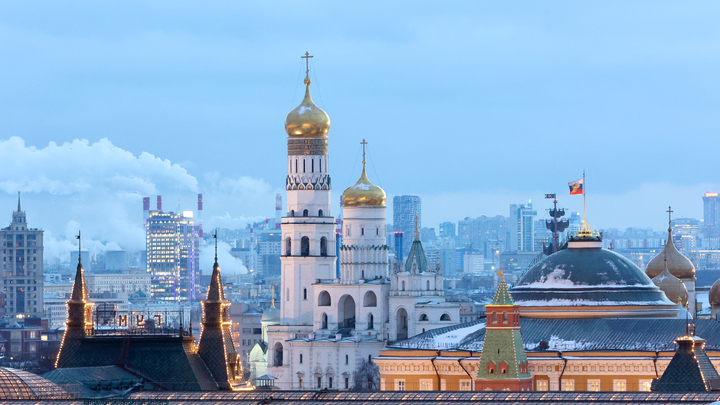 Посмотрите на этих молодцев в русских шубах и шапках: Особенная акция напомнила о традициях России