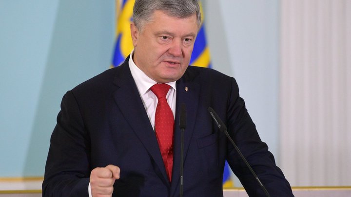 Военные склады еще дымятся, а Порошенко уже нашел «российский след»