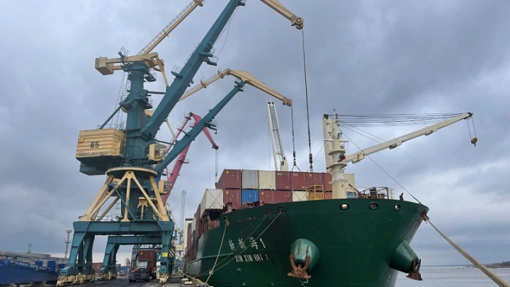 Мегаволны высотой до 20 метров обнаружили на Севморпути