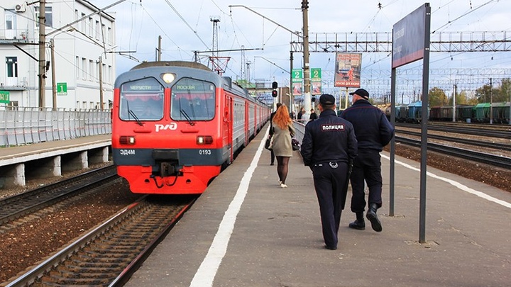 Из-за ливня в Ростове-на-Дону задержали четыре поезда на Москву