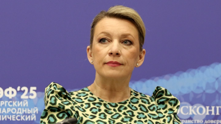 Захарова объяснила вылет самолёта Ил-96 из Петербурга в Нью-Йорк