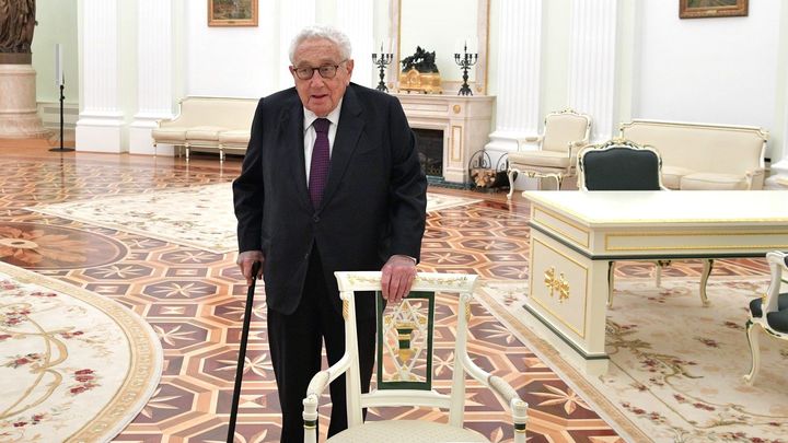 Россия начинает новую войну: Препарируем ошибки Генри Киссинджера