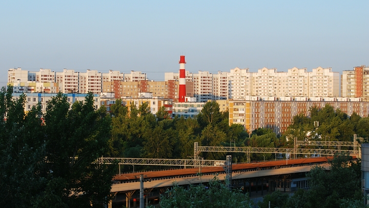 Пермяки испугались высокого столба дыма рядом с заводом в Новых Лядах