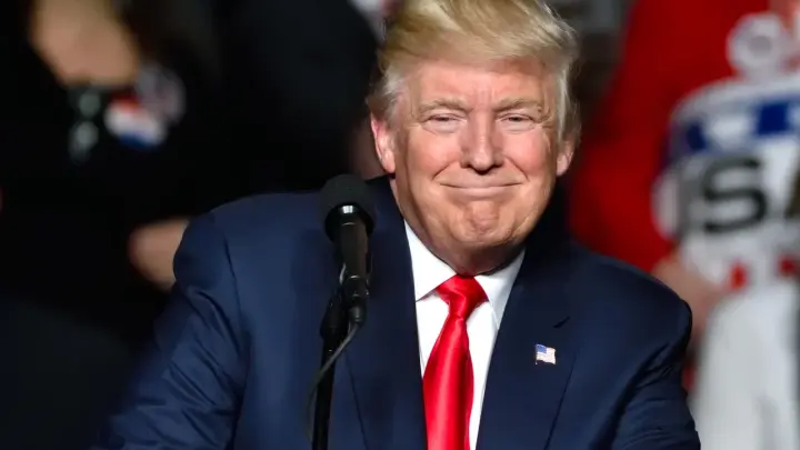 Я был бы своим главным выбором: Трамп намекнул на готовность занять пост папы римского