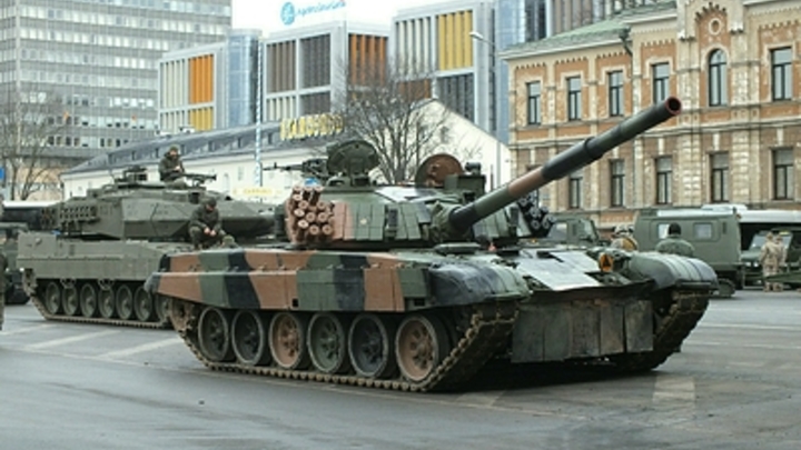 Польша подарила Украине танковую армию советских Т-72