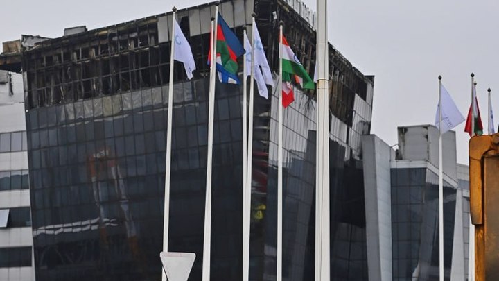 Шестнадцать тысяч, неделя - и готово: Бастрыкин рассказал, как работавшие в Крокусе мигранты легализовались в России