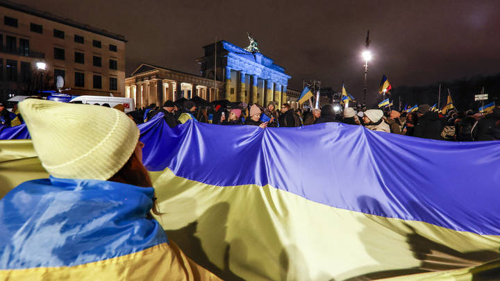 Мировые державы хотят забыть о Киеве и его проблемах – Newsweek 