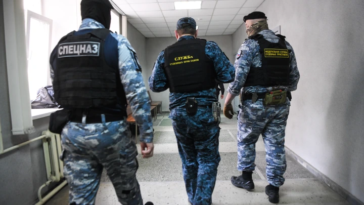 Сразу три статьи: за что задержали руководство челябинского ФСИН