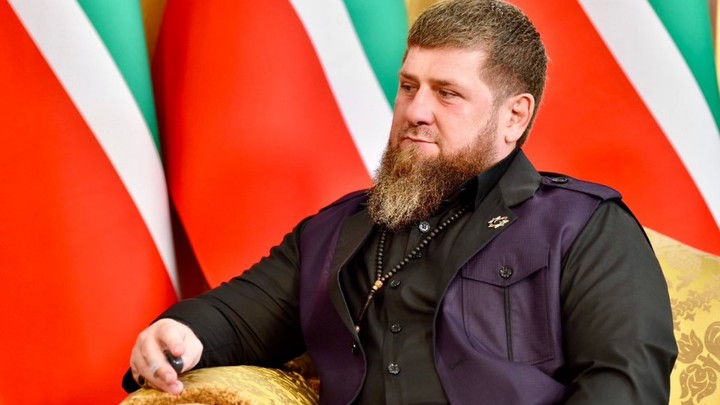 Я жив и здоров: Кадыров объяснил, как попал в больницу