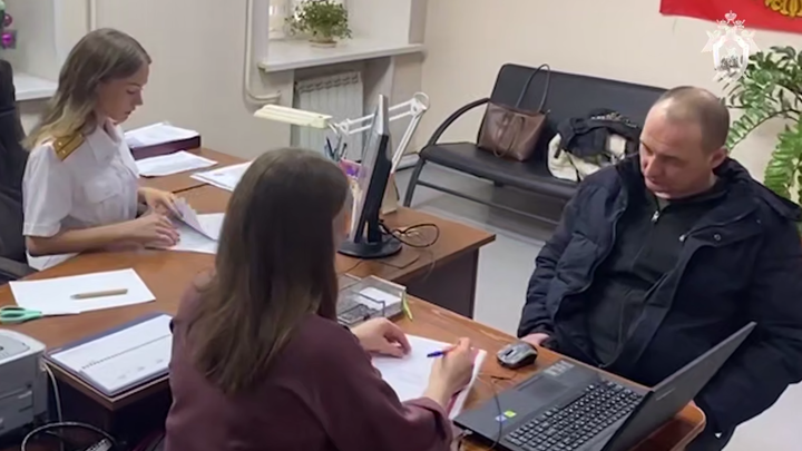 Отца четверых отравившихся в Красноярском крае детей отправили под подписку о невыезде