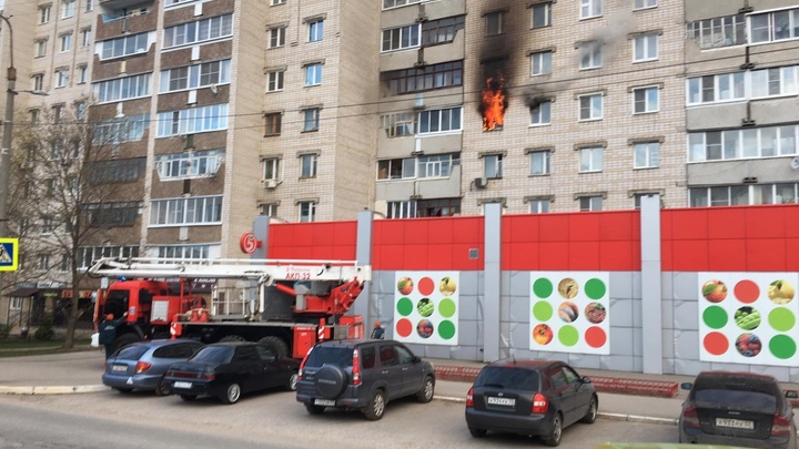 Утром в Коврове тушили квартиру в многоэтажке
