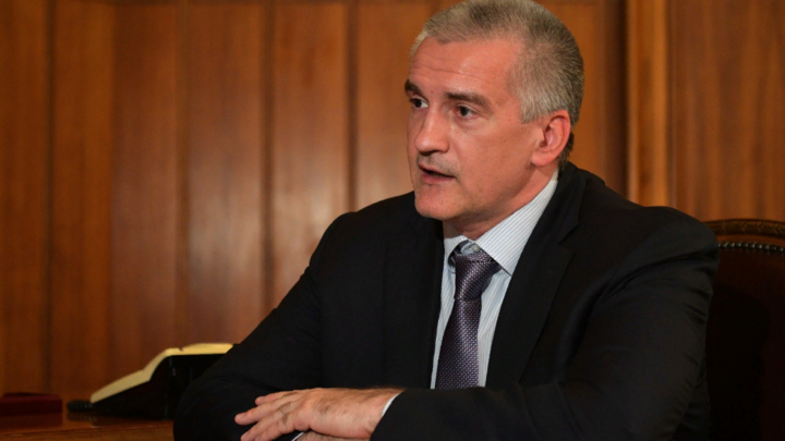 Лишить гражданства, депортировать!: Глава Крыма предложил обнулить врагов России