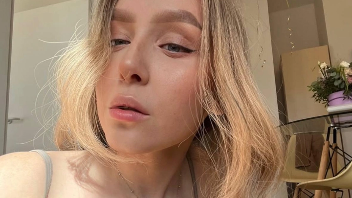 «Думала простуда, оказался рак»: онколог рассказал о болезни блогера Штерн