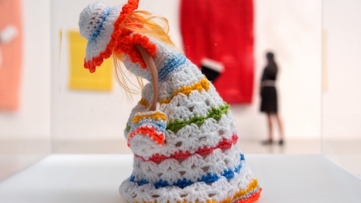 Юные волонтеры провели для школьников Запорожья мастер-класс по созданию кукол-мотанок