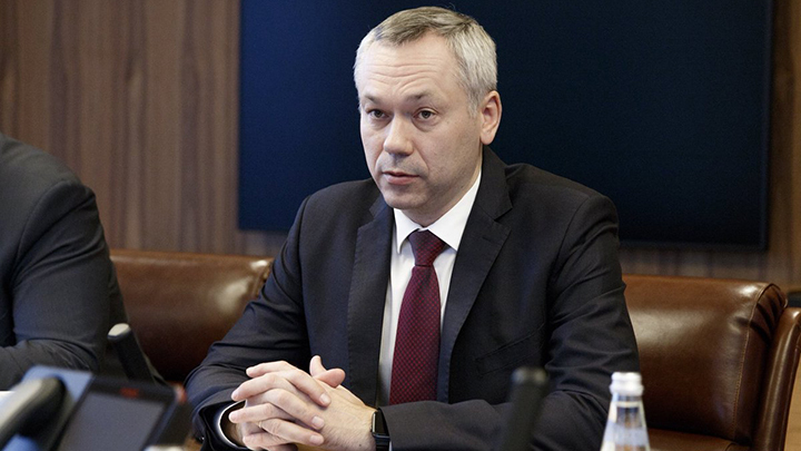 Губернатора Андрея Травникова просят спасти реку Плющиха в Новосибирске