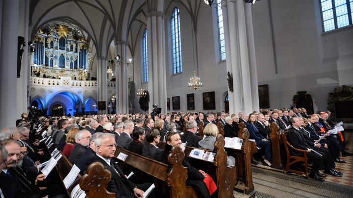 Отец Иисуса чернокожий, а Бог асексуален: Почему кощунство шведских лютеран уже не удивляет