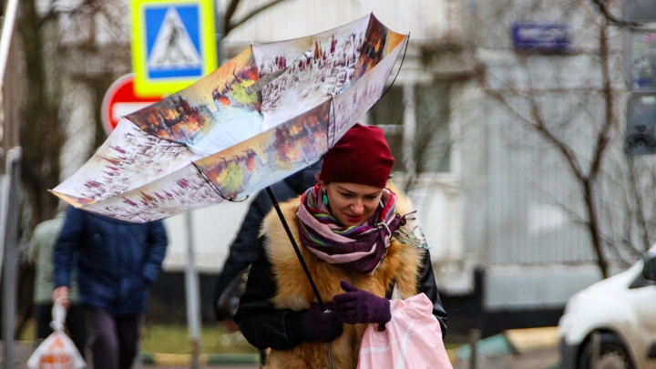 Москву накроет ураган с порывами ветра до 18 метров в секунду