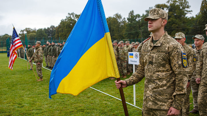 Минобороны Украины не поддержало воинственность Зеленского: Не потягаются даже с Донбассом