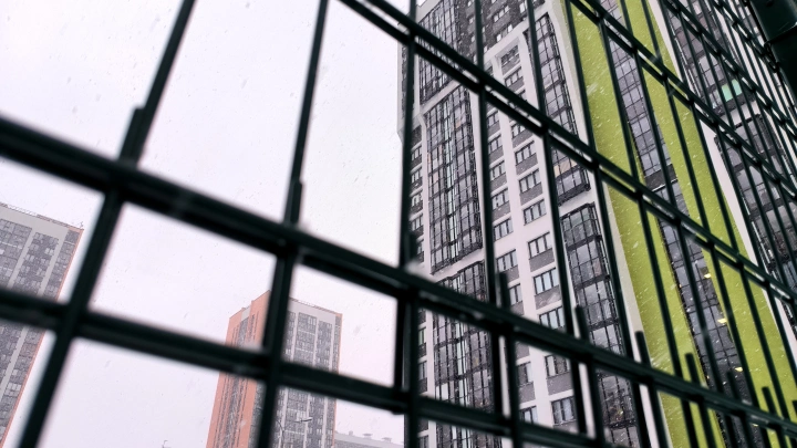 У России - один путь: Чиновники толкают страну не туда. Ложь вскрылась в прямом эфире