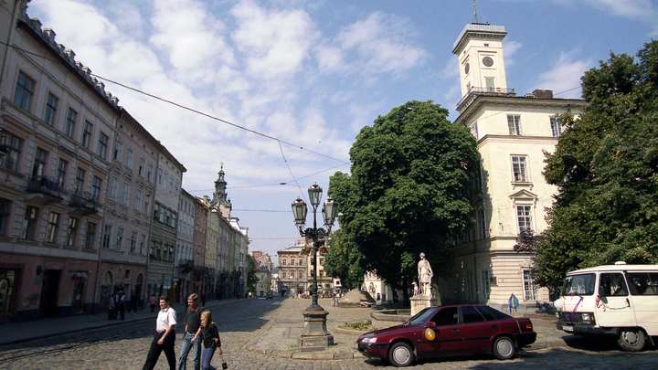 СВО изменила цены на жильё: Военкор рассказал о неожиданном эффекте суперракет во Львове
