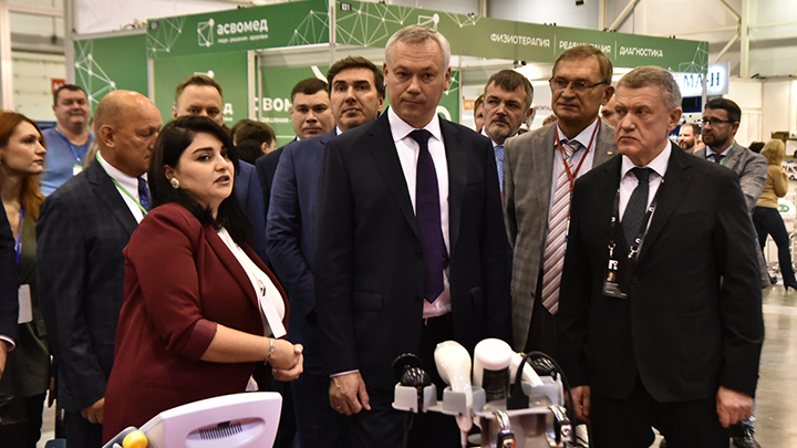 Крупнейшая медицинская выставка-форум Сибири открылась в Новосибирской области