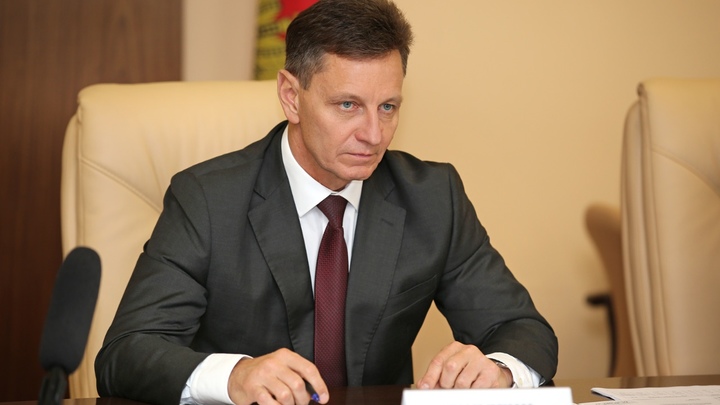 Губернатор Владимир Сипягин предлагает отменить страховые выплаты медикам за заражение COVID-19
