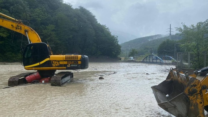 Наводнение в Сочи: В Кепше эвакуировали детский сад