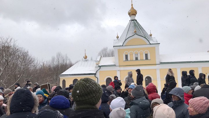 В Москве состоялся народный сход, где обсудили строительство мечети у Святого озера