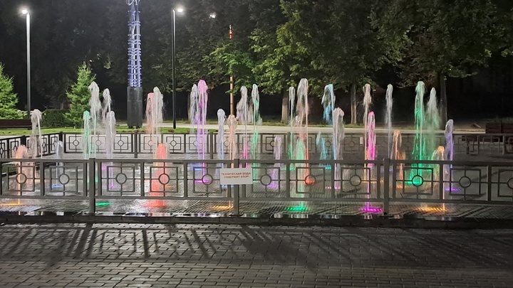 В Новосибирске сезон фонтанов закроют лазерным шоу в Центральном парке
