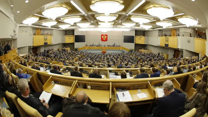 ВЦИОМ подставил «Единую Россию»? Зачем обвалили рейтинг «партии власти» ВЦИОМ подставил «Единую Россию»? Зачем обвалили рейтинг «партии власти»