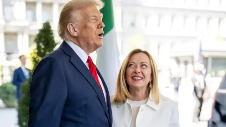 Трамп заявил о разочаровании в Мелони и назвал её неприемлемой