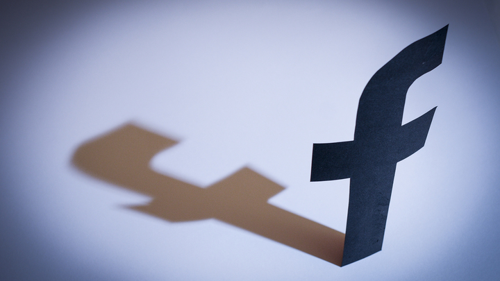 Глава Института развития Интернета рассказал о причинах сбоев в Facebook