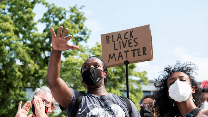 В США раскрыли обман BLM спустя три года. Никто никого не душил