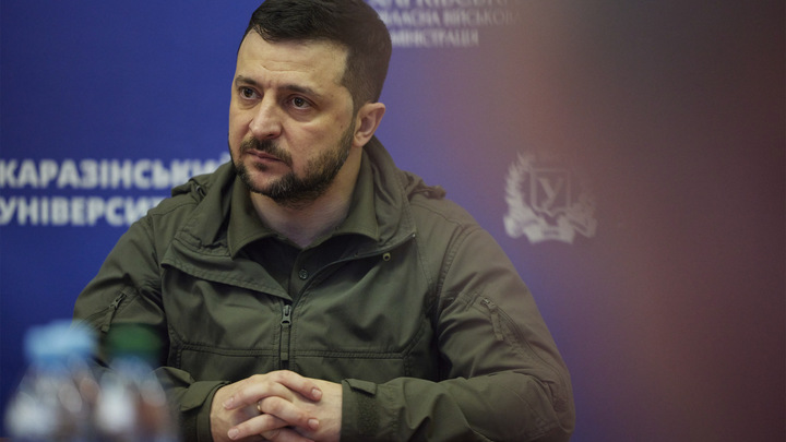 Экс-депутат Украины рассказал, на что готов пойти Зеленский ради членства в ЕС