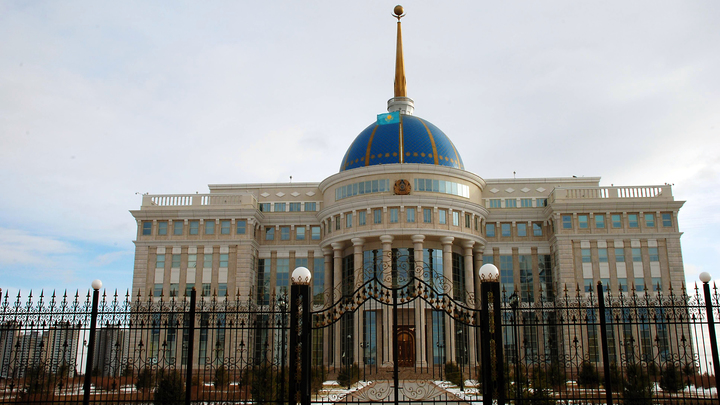 В Казахстане государственный язык заменят на QR-коды