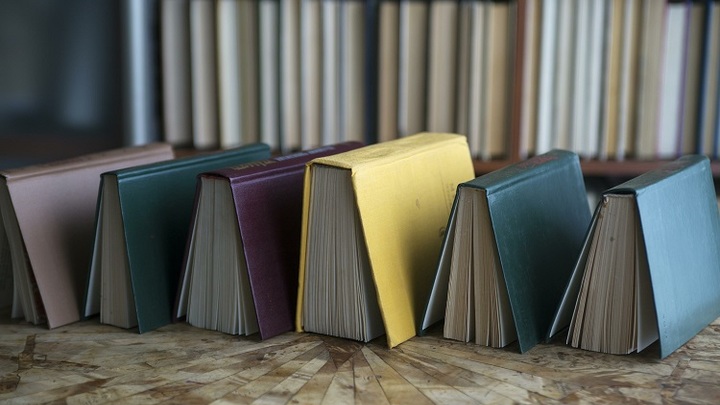 В России продают книгу с призывами убивать русских