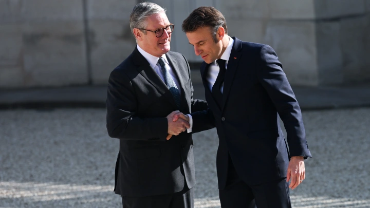 Макрон и Стармер запели в один голос. Идиллию испортил Трамп. А Зеленский решил помолчать: Итоги встречи в Риме