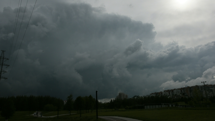 На Кубани пройдут ливни с грозами и градом