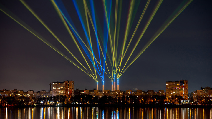 Оружие украинского повара заставило русских испытать испанский стыд: Цирк с конями