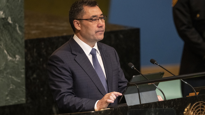 В графике президента Киргизии не нашлось места для саммита СНГ в Петербурге