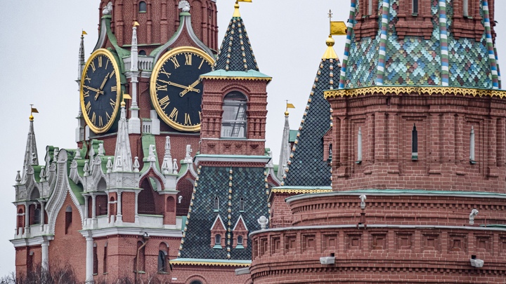 Страны уходят от доллара: Вопрос единой валюты в БРИКС подняли в Кремле