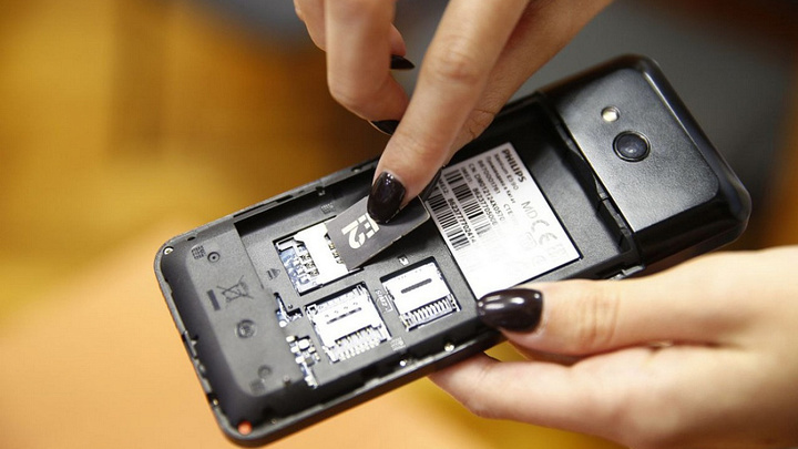 В Темрюкском районе жителям Херсонской и Запорожской областей выдали 500 сим-карт