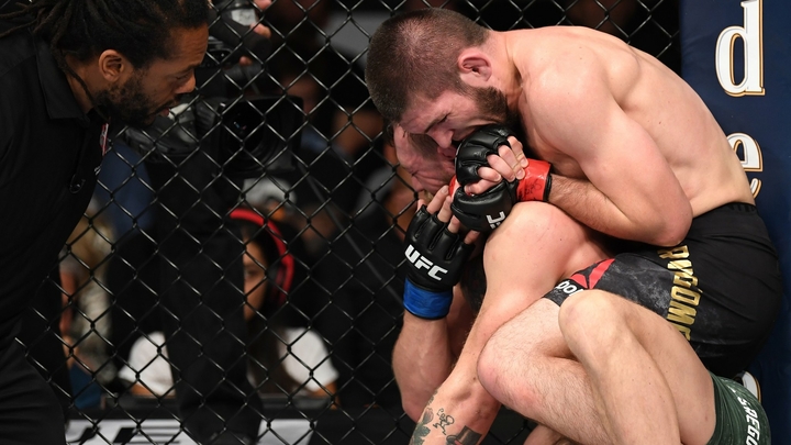«Жестче, чем у UFC». Наказывать Нурмагомедова за драку после боя с Макгрегором будет его отец