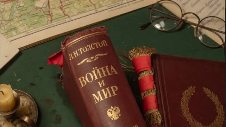 Ефремов, Михалкова и Пореченков: объявлен звездный состав Войны и мира