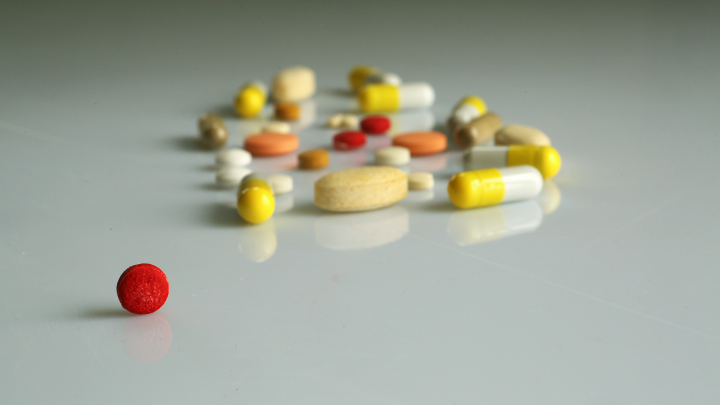 Странные таблетки коммуниста: Как умер почти депутат Олег Николаев?