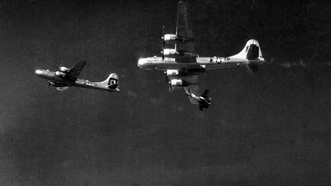 12 апреля 1951. Воздушный бой 1951 между США И СССР Северная Корея. B29 Строй. Сражение в 1951. Воздушный бой 1951 между США И СССР Северная Корея Википедия.